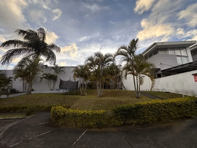 Venta de casa en san Rafael de Montes de Oca ID26055 KE