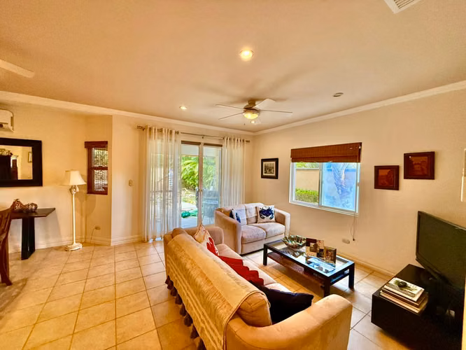 Casa en Venta: Condominio Las Nubes
