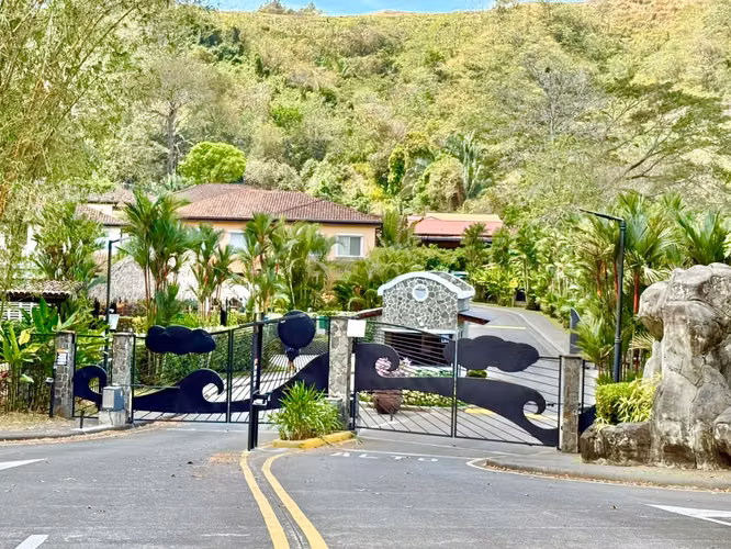 Casa en Venta: Condominio Las Nubes