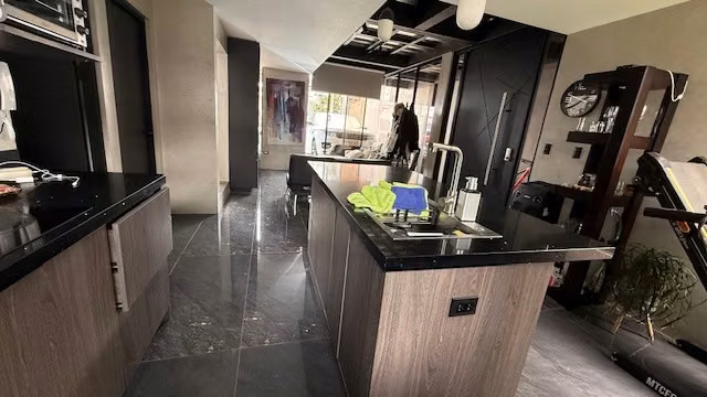 Casa en venta en Desamparados - Independiente -2 niveles -moderna