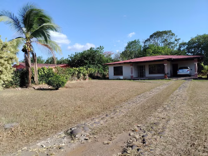 CASA CON GRAN ZONA VERDE EN VENTA, ESPARZA, PUNTARENAS - Imagen 13