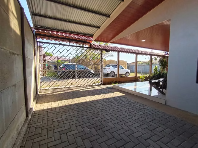 CASA RECIEN CONSTRUIDA EN VENTA, ESPARZA,PUNTARENAS - Imagen 13