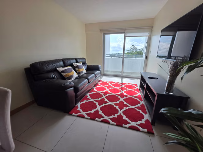 Alquiler de Apartamento Amueblado en Torres de Heredia | A/C e Internet Incluido - Imagen 2