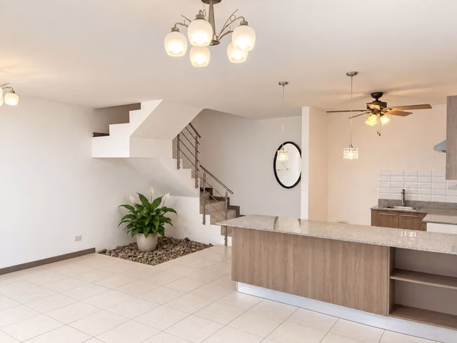 CASA EN VENTA CONDOMINIO HACIENDA LINCOLN