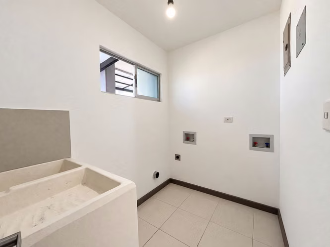 CASA EN VENTA CONDOMINIO HACIENDA LINCOLN