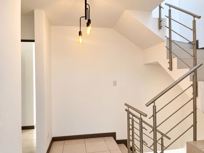 CASA EN VENTA CONDOMINIO HACIENDA LINCOLN