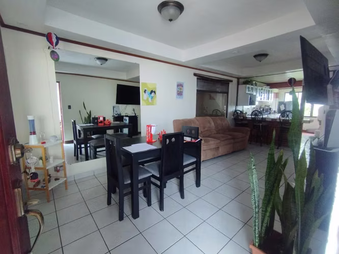 Venta Casa + Apartamento + Gran Patio en zona de alta demanda – San Pablo, Heredia - Imagen 4