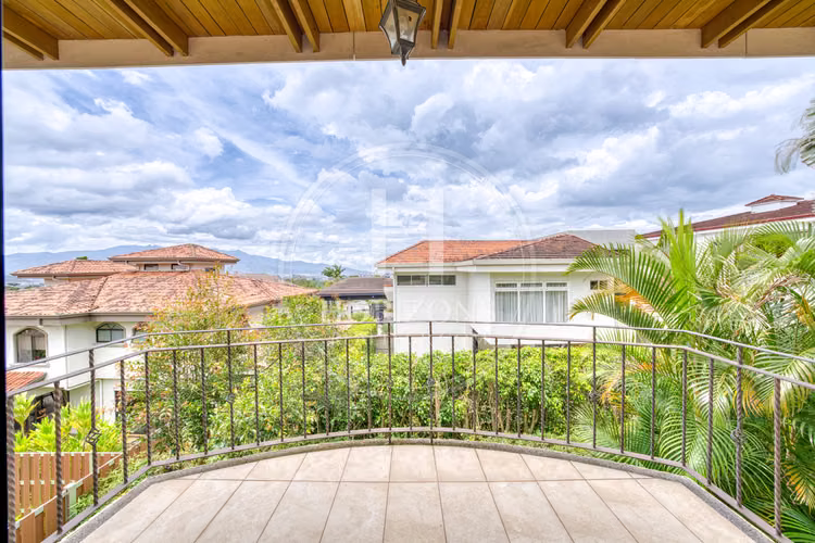 ¡Precio De Oportunidad! Casa En Condominio Bosques De Altamonte En Curridabat Noj1174ij