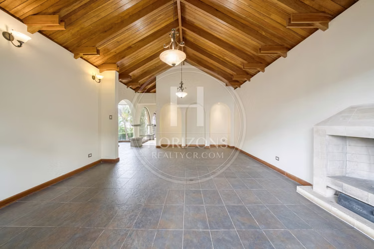 ¡Precio De Oportunidad! Casa En Condominio Bosques De Altamonte En Curridabat Noj1174ij