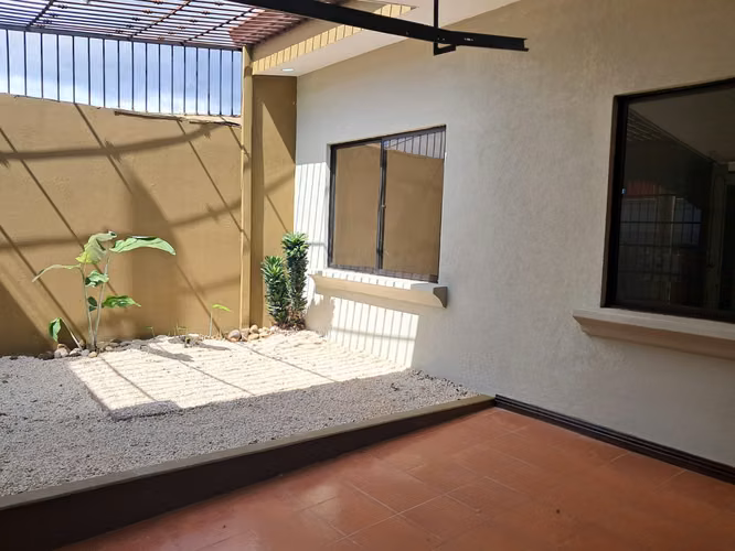 Venta de Casa en Residencial Estancia Antigua Tres Ríos