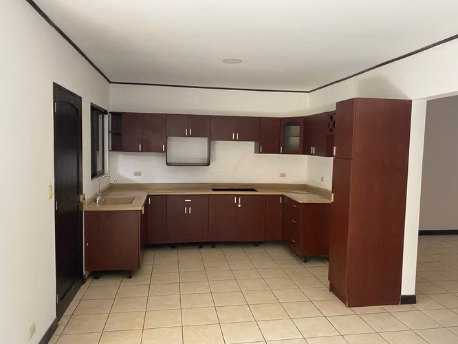 Venta de Casa en Residencial Estancia Antigua Tres Ríos