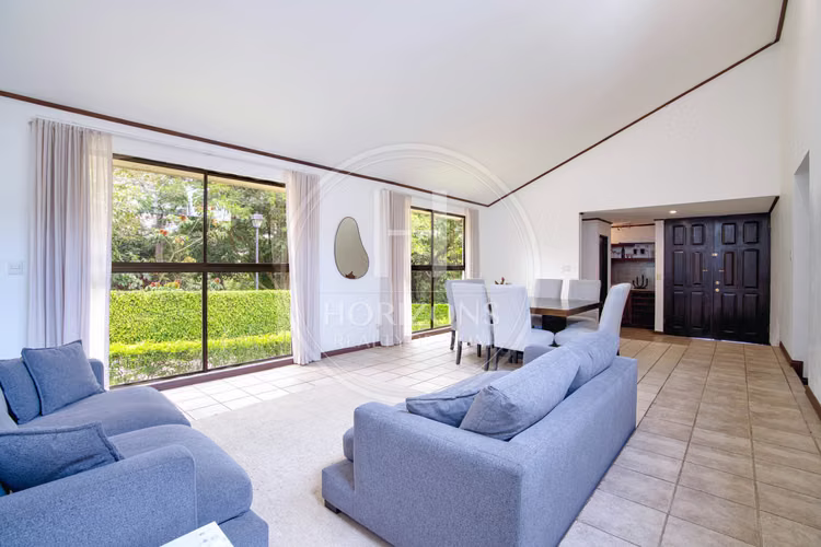 Casa de Una Planta en Condominio Bosque Dorado Santa Ana 4 Habitaciones noj1151dm