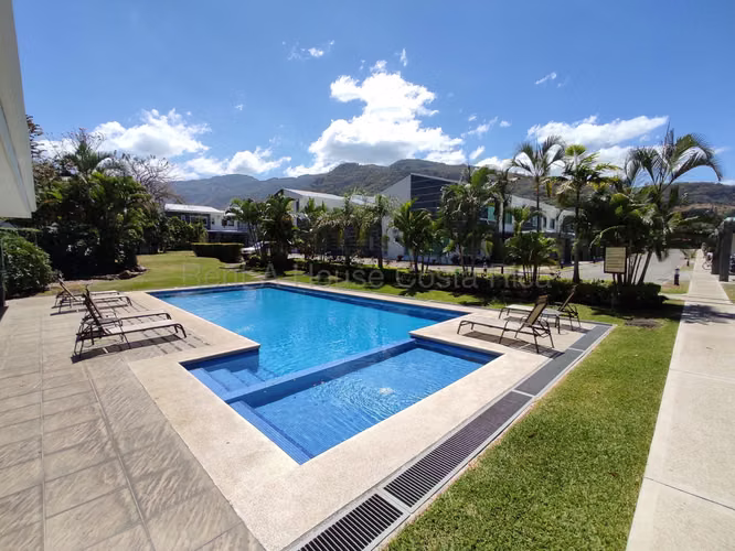Casa en Venta en Piedades Santa Ana IP - Imagen 19