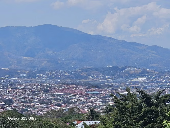 Terreno enorme para inversión a precio de ganga - Imagen 18