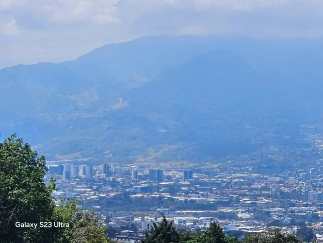Terreno enorme para inversión a precio de ganga - Imagen 3