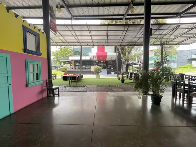 Local comercial para restaurante 114m2 Santa Ana Lindora