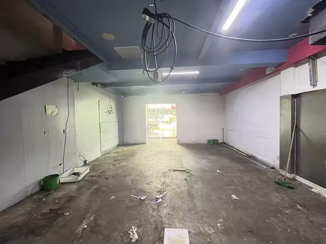 Local comercial para restaurante 114m2 Santa Ana Lindora