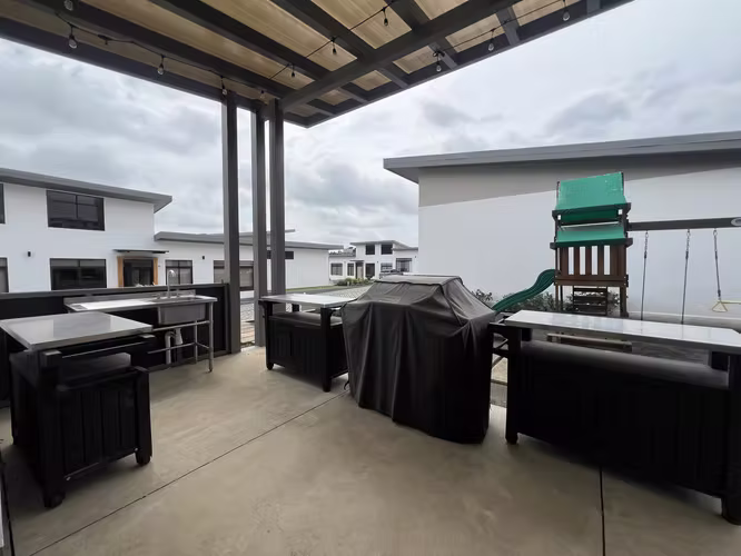 BELLAS CASITAS EN CONDOMINIO DE SOLO 8 CASAS 122M2 UBICACION TOP ESCAZU - Imagen 20