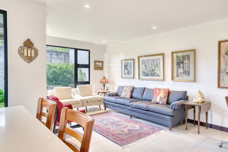 Venta Casa con Jardín en Montes de Oca Condominio La Estefana 3 Habitaciones 6 Parqueos noj1243dm - Imagen 4