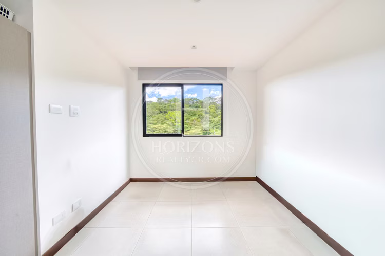Venta Casa con Jardín en Montes de Oca Condominio La Estefana 3 Habitaciones 6 Parqueos noj1243dm - Imagen 16