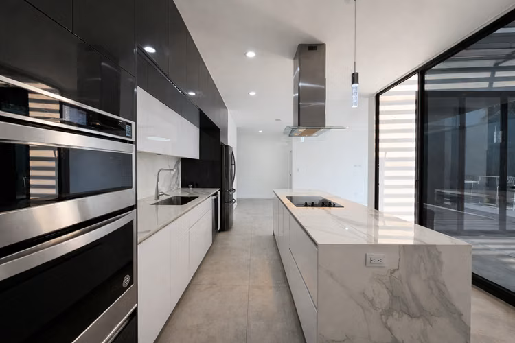 ALQUILER DE CASA DE UNA PLANTA EN SANTA ANA BOULEVARD, POZOS - Imagen 2