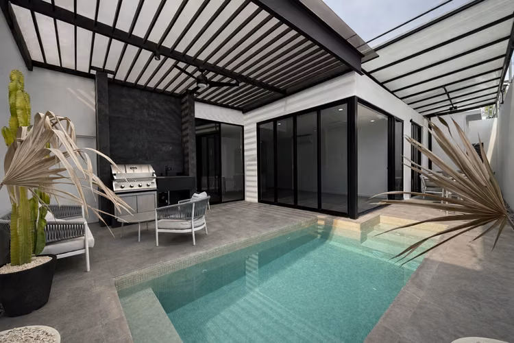 ALQUILER DE CASA DE UNA PLANTA EN SANTA ANA BOULEVARD, POZOS