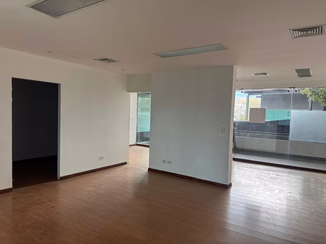 OFICINA O LOCAL COMERCIAL SAN JOSE, LINDORA 114m2
