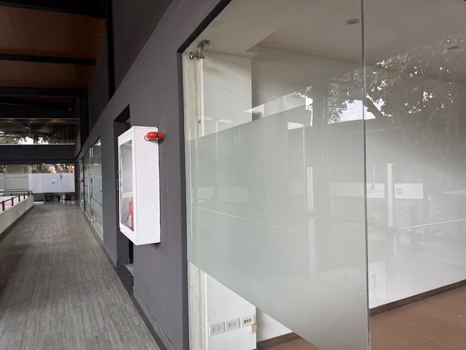 OFICINA O LOCAL COMERCIAL SAN JOSE, LINDORA 114m2