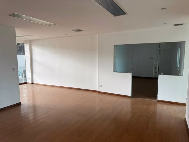 OFICINA O LOCAL COMERCIAL SAN JOSE, LINDORA 114m2