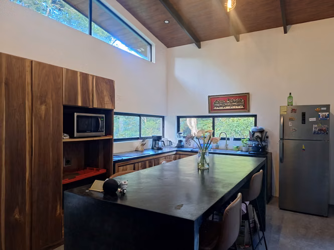 VENTA DE CASA DE MONTAÑA EN EL TIROL, SAN RAFAEL DE HEREDIA - Imagen 5