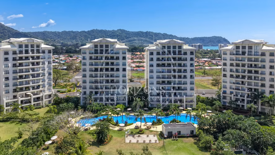 Apartamento Amueblado en Venta en Jaco Bay 119m² 2 Habitaciones Potencial Airbnb noj1214jb