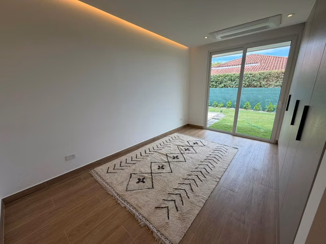 VENTA CASA DE LUJO EN LINDORA  | 1 PLANTA | PISCINA PRIVADA