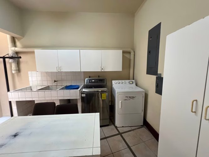 Se Vende Hermosa y amplia propiedad en Lomas de Ayarco - Imagen 19
