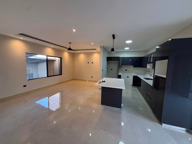 Se vende hermosa casa para estrenar. SANTO DOMINGO HEREDIA. - Imagen 6