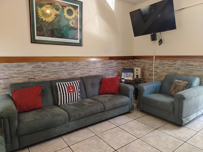 APARTAMENTO EN VENTA,  HEREDIA CENTRO, PRECIO DE OPRTUNIDAD! - Imagen 4