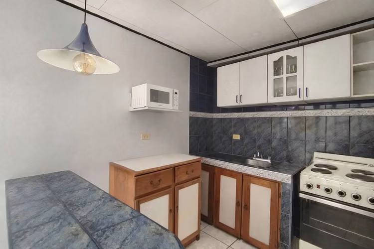 APARTAMENTO EN VENTA,  HEREDIA CENTRO, PRECIO DE OPRTUNIDAD! - Imagen 5