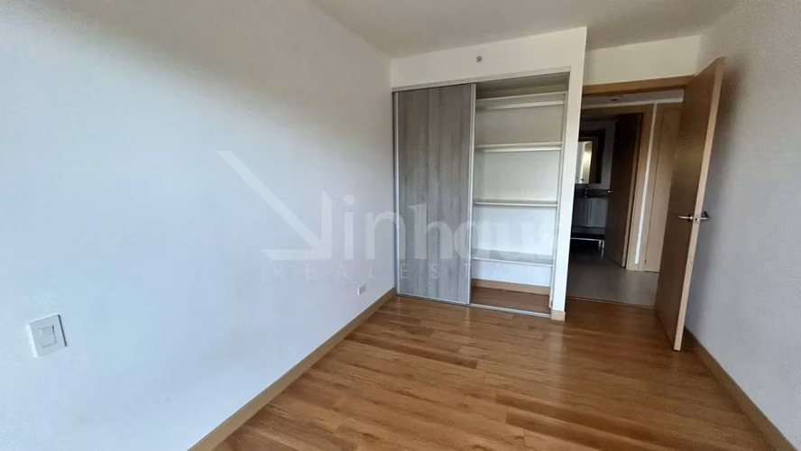 Venta de apartamento con 3 habitaciones en torre en Heredia - Imagen 5