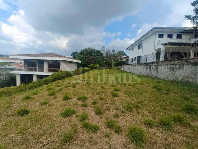 Venta de lote plano en condominio en Guacima - Imagen 7
