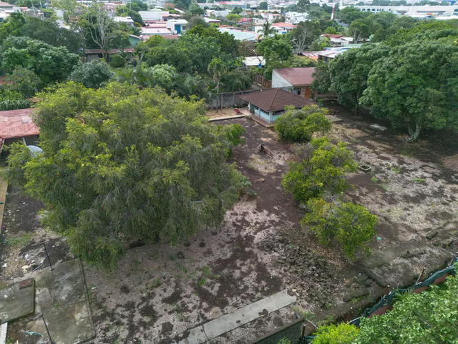 TERRENO COMERCIAL | 4.625 m² | $291/m² | A 15 MIN DEL AEROPUERTO