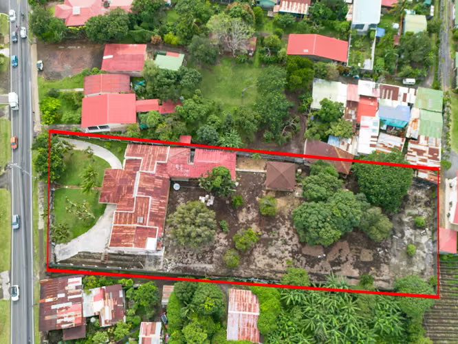 TERRENO COMERCIAL | 4.625 m² | $291/m² | A 15 MIN DEL AEROPUERTO