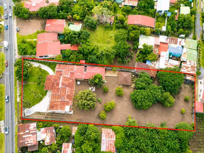TERRENO COMERCIAL | 4.625 m² | $291/m² | A 15 MIN DEL AEROPUERTO