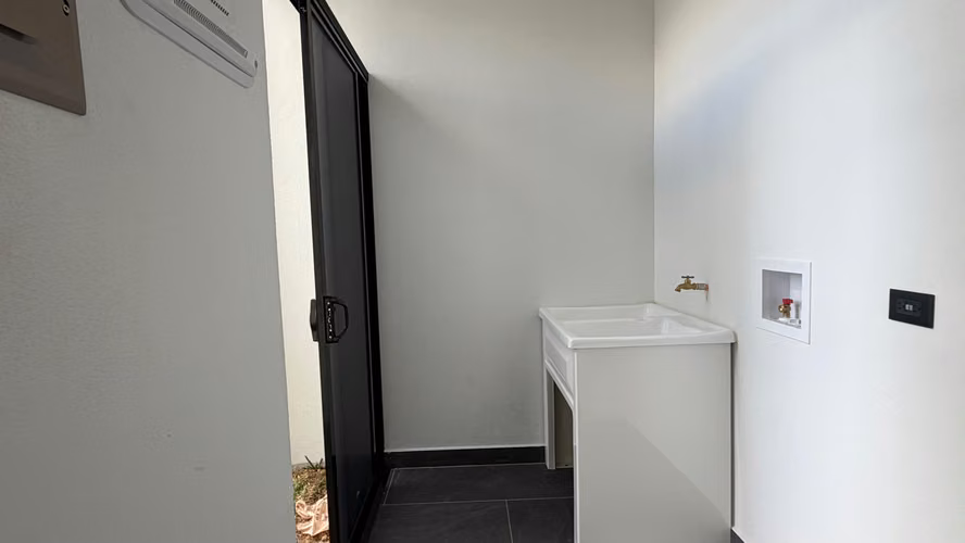 ¡ESTRENE HERMOSA CASA EN CONDOMINIO!