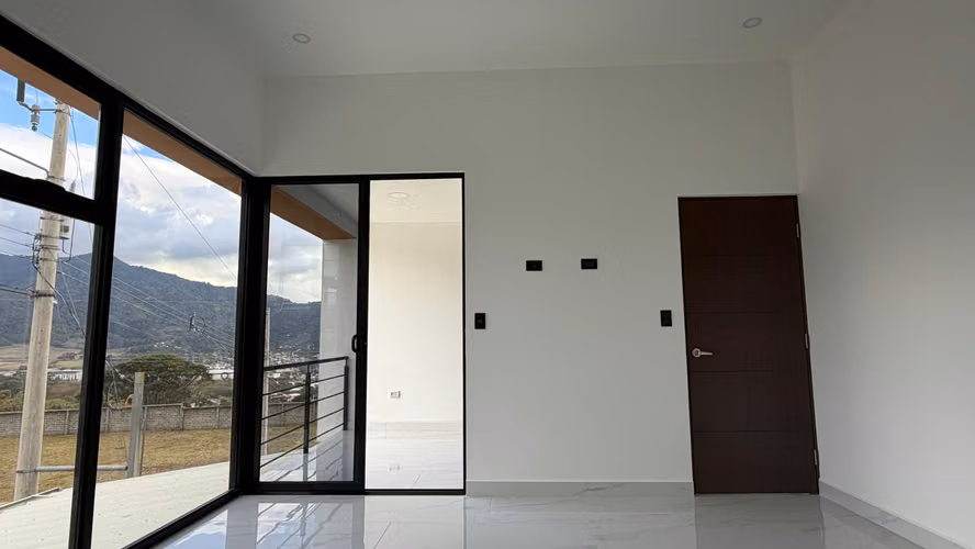 ¡ESTRENE HERMOSA CASA EN CONDOMINIO!
