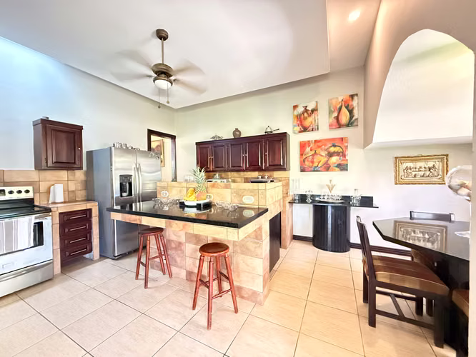 Casa de lujo en venta en Costa Rica con 2 apartamentos independientes - Imagen 7