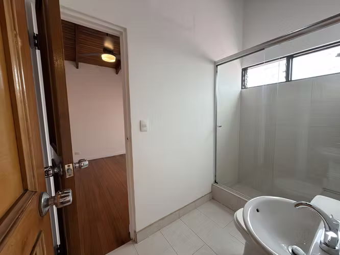 Alquiler Casa Premium en Rohrmoser   304 m² de Construcción 4-5 Habitaciones