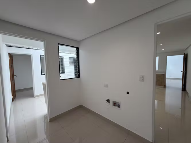 Alquiler Casa Premium en Rohrmoser   304 m² de Construcción 4-5 Habitaciones