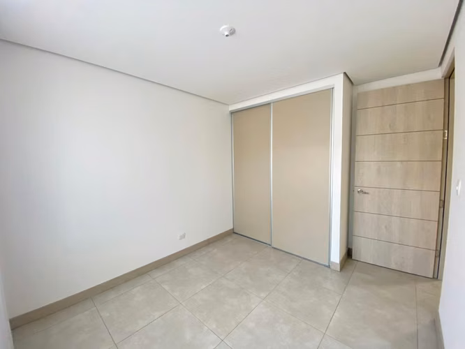 ALQUILER DE CASA NUEVA EN CONDOMINIO LA VITA, ESCAZÚ - Imagen 6