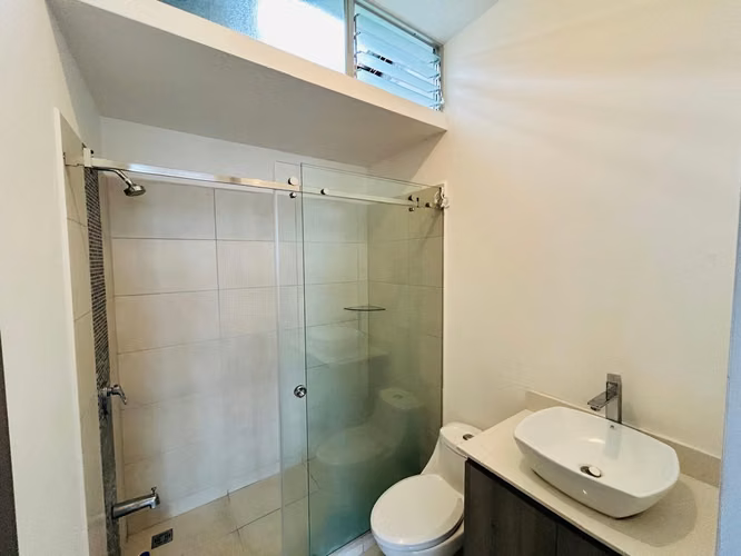 VENTA DE CASA EN CONDOMINIO MONTES DE OCA