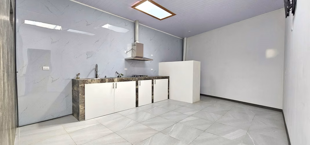 Venta de Casa en San Antonio de Coronado CASA NUEVA
