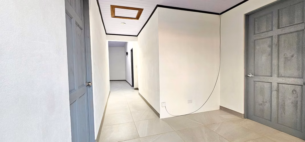 Venta de Casa en San Antonio de Coronado CASA NUEVA